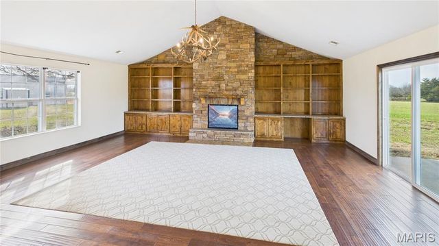 170 Country View Road, Nixa, MO 65669