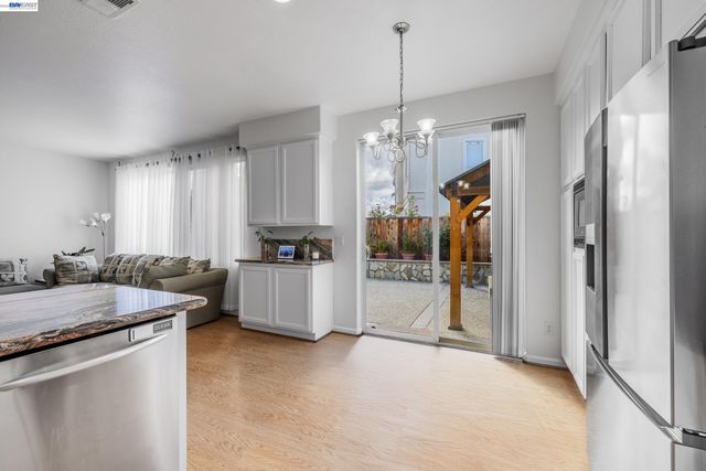 530 Spalding St, Hayward, CA 94544