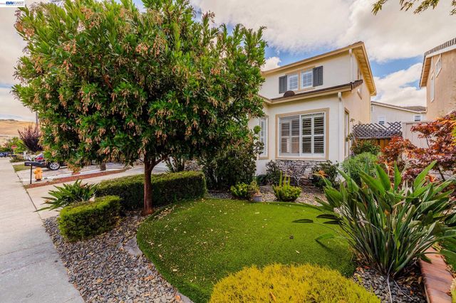 530 Spalding St, Hayward, CA 94544