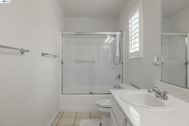 530 Spalding St, Hayward, CA 94544
