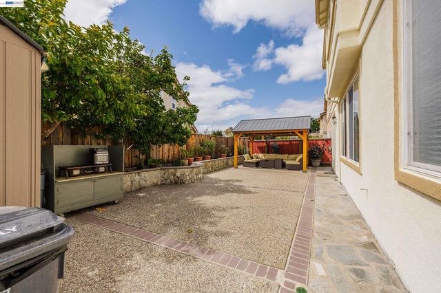 530 Spalding St, Hayward, CA 94544