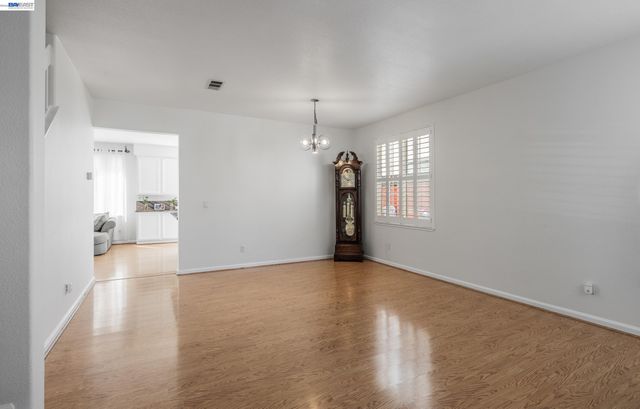 530 Spalding St, Hayward, CA 94544