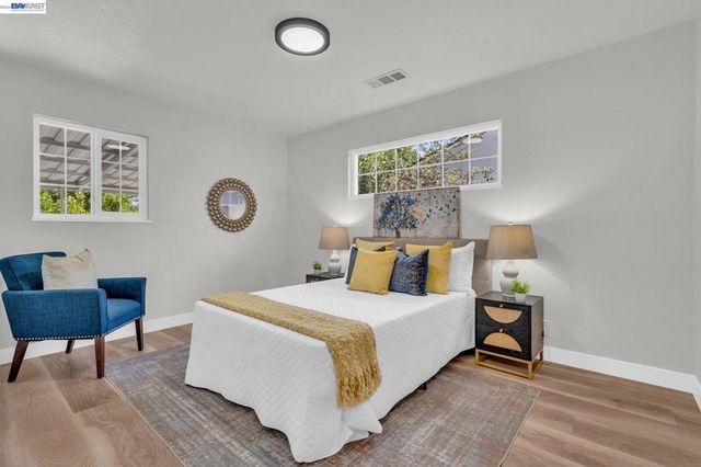 4708 Portola Dr, Fremont, CA 94536