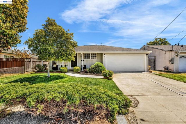 4708 Portola Dr, Fremont, CA 94536