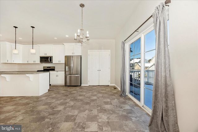 1310 PEDIGREE ST, Frederick, MD 21702