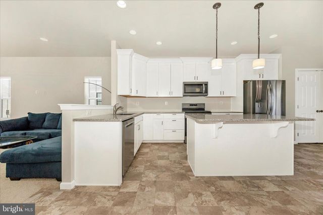 1310 PEDIGREE ST, Frederick, MD 21702