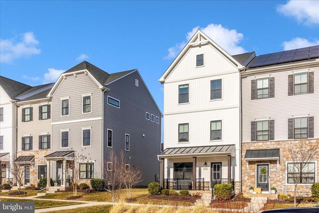 1310 PEDIGREE ST, Frederick, MD 21702