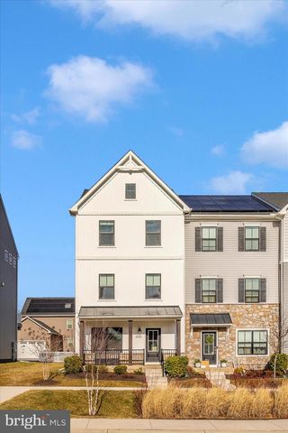 1310 PEDIGREE ST, Frederick, MD 21702