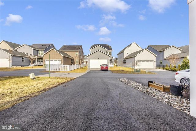 1310 PEDIGREE ST, Frederick, MD 21702