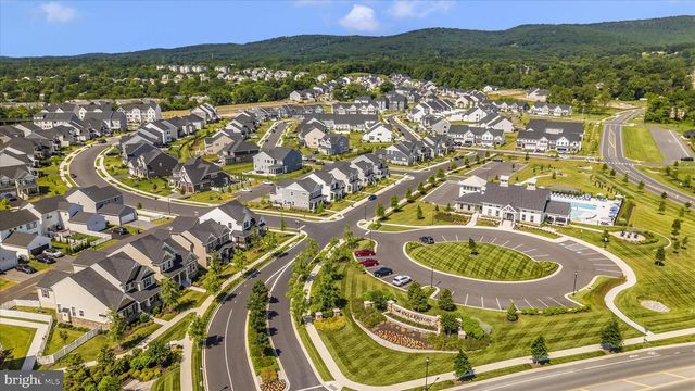 1310 PEDIGREE ST, Frederick, MD 21702