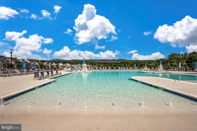 1310 PEDIGREE ST, Frederick, MD 21702