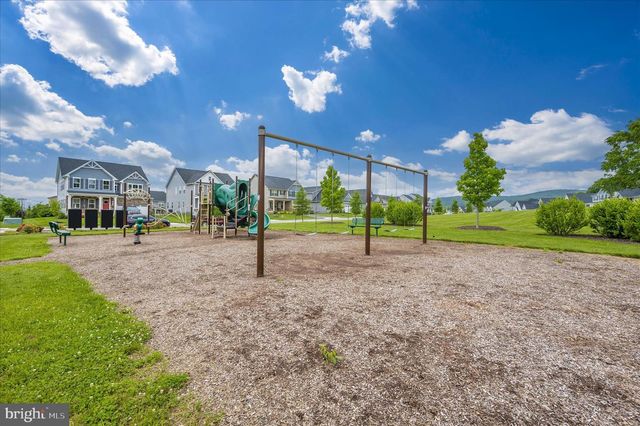 1310 PEDIGREE ST, Frederick, MD 21702