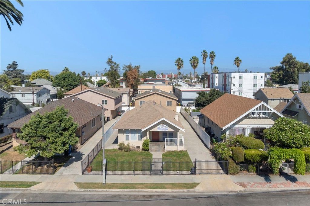 1241 W 37th Drive, Los Angeles, CA 90007 — photo 4