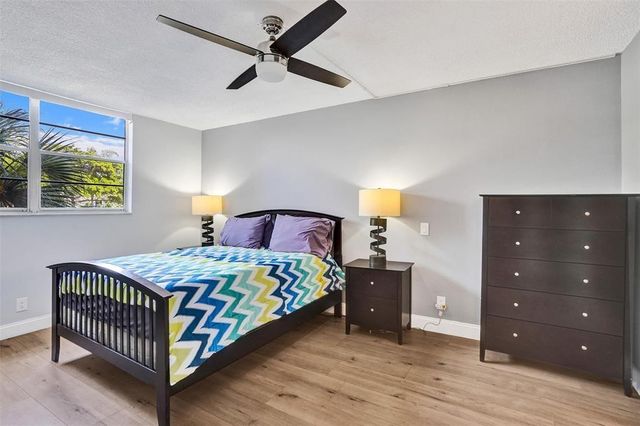 3050 Holiday Springs Boulevard 210, Margate, FL 33063