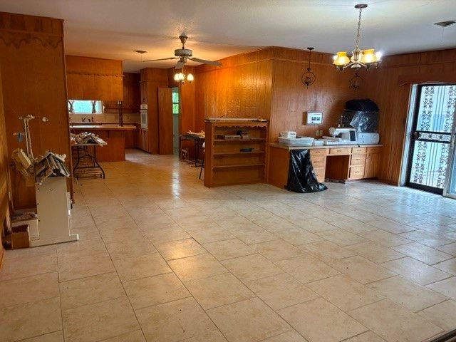 4520 Starlight Drive, Haltom City, TX 76117