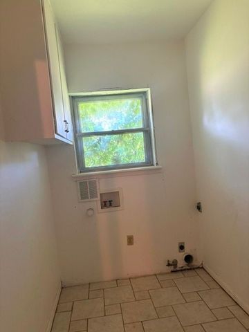 4520 Starlight Drive, Haltom City, TX 76117