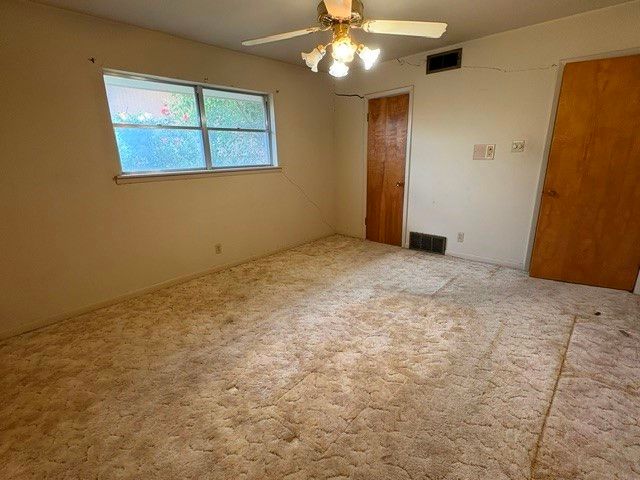 4520 Starlight Drive, Haltom City, TX 76117