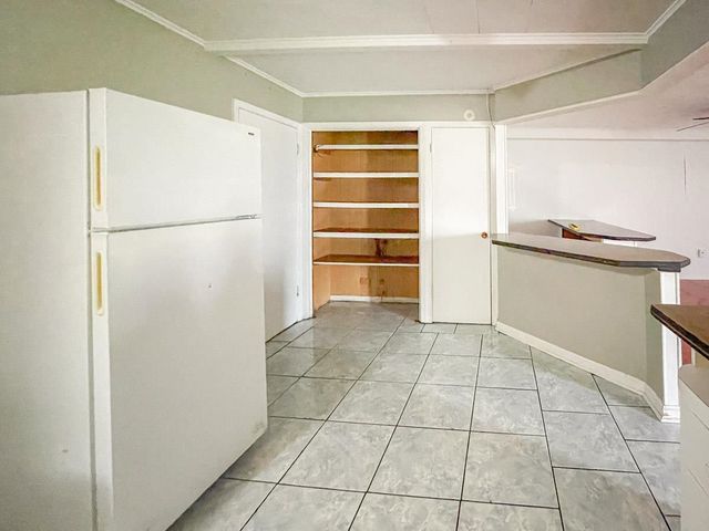 212 Fairlane Dr, Gray, LA 70359