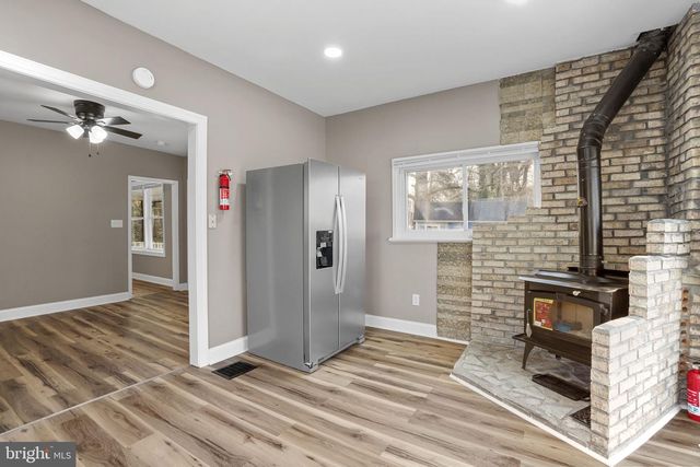 218 LAKE AVE, Clementon, NJ 08021