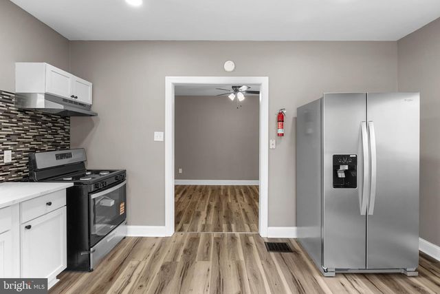 218 LAKE AVE, Clementon, NJ 08021