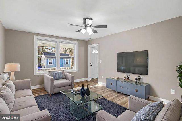 218 LAKE AVE, Clementon, NJ 08021