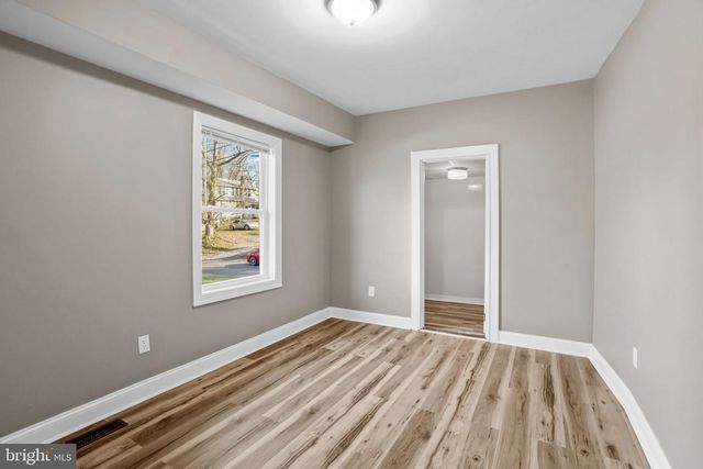 218 LAKE AVE, Clementon, NJ 08021