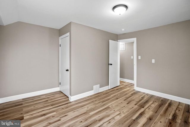 218 LAKE AVE, Clementon, NJ 08021