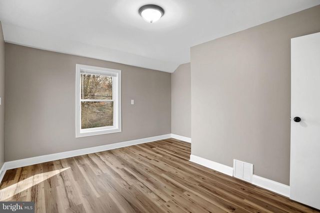 218 LAKE AVE, Clementon, NJ 08021