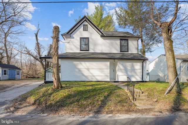 218 LAKE AVE, Clementon, NJ 08021