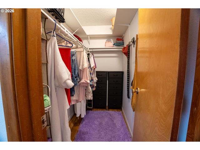 2112 Se 148TH Pl, Portland, OR 97233