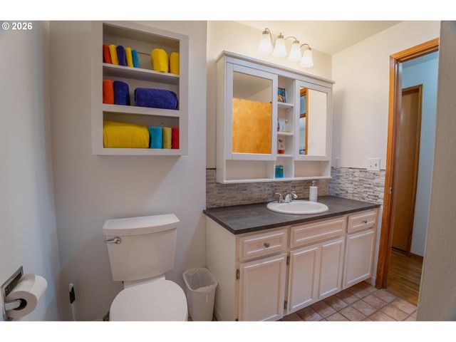 2112 Se 148TH Pl, Portland, OR 97233