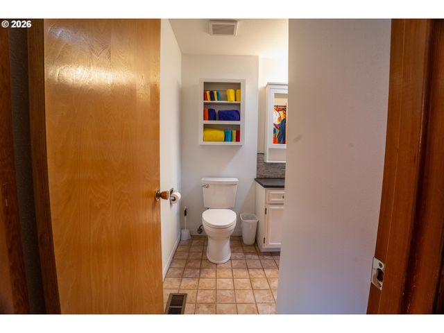 2112 Se 148TH Pl, Portland, OR 97233