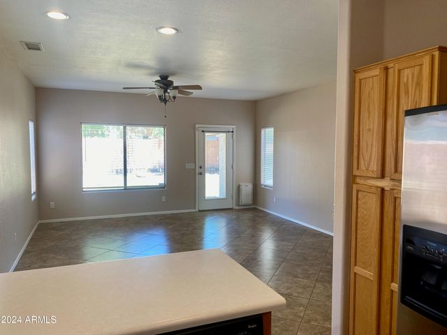 4008 E IRONHORSE Road, Gilbert, AZ 85297