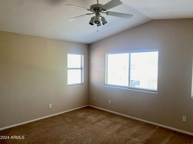 4008 E IRONHORSE Road, Gilbert, AZ 85297