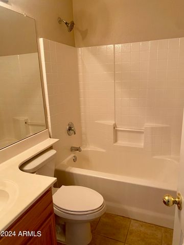 4008 E IRONHORSE Road, Gilbert, AZ 85297