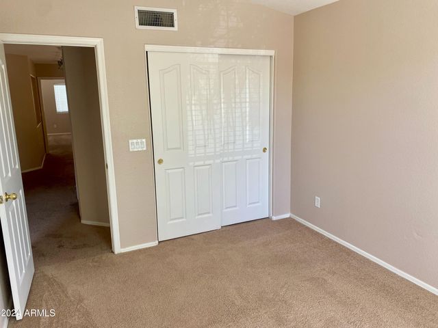 4008 E IRONHORSE Road, Gilbert, AZ 85297