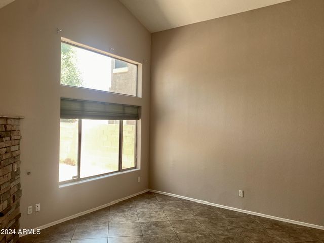 4008 E IRONHORSE Road, Gilbert, AZ 85297