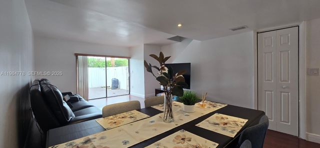 6345 SW 138th Ct 102, Miami, FL 33183