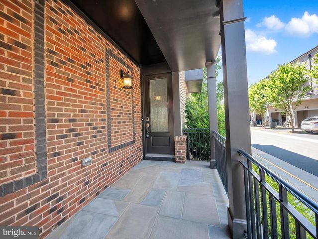 42281 IMPERVIOUS TER, Brambleton, VA 20148