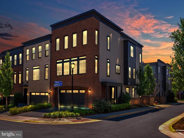 42281 IMPERVIOUS TER, Brambleton, VA 20148