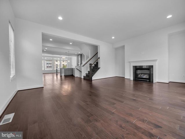 42281 IMPERVIOUS TER, Brambleton, VA 20148