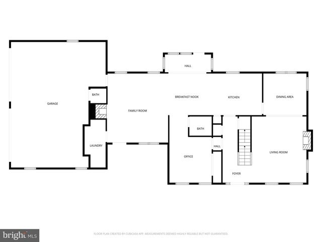 121 ANGELA DR, New Holland, PA 17557