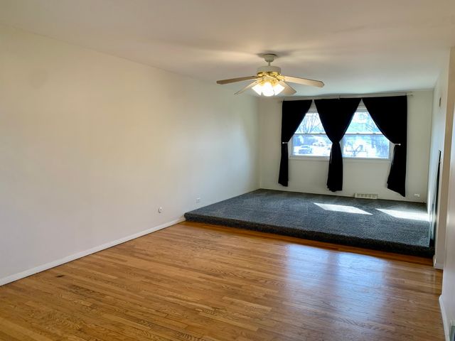 9S174 Nantucket Drive, Darien, IL 60561