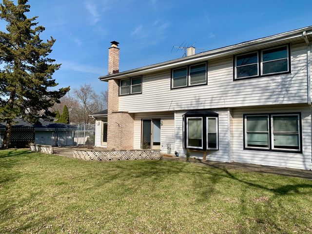 9S174 Nantucket Drive, Darien, IL 60561