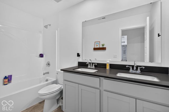 15730 Cobbs Creek Lane, Noblesville, IN 46060