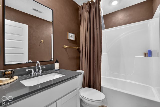 15730 Cobbs Creek Lane, Noblesville, IN 46060