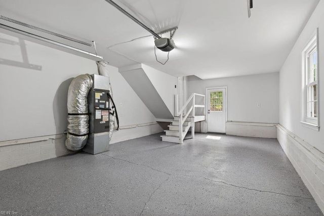 220 Drummonds WAY, Hampton, VA 23669