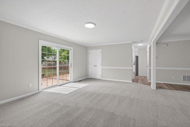 220 Drummonds WAY, Hampton, VA 23669