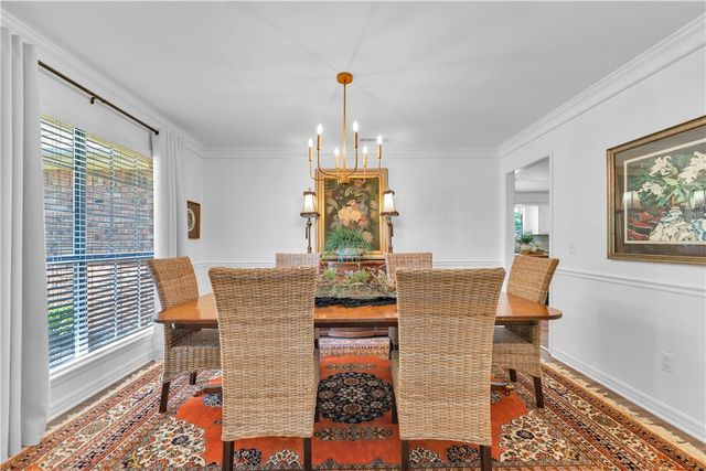 3370 N Southridge Drive, Fayetteville, AR 72703