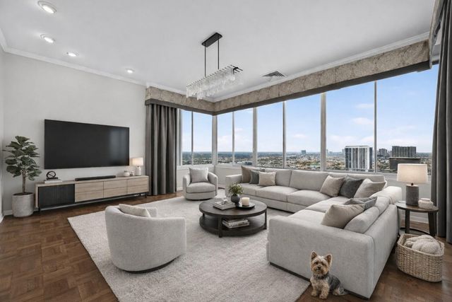 2016 Main Street 3, Houston, TX 77002